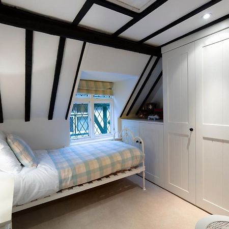 Luxury Eton House, 5 Minute Walk To Windsor Castle Villa Bagian luar foto