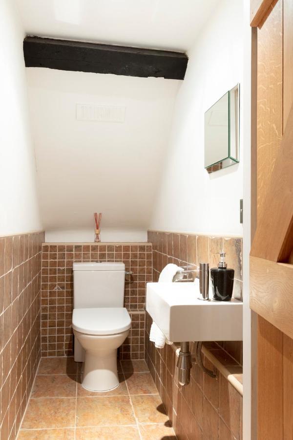 Luxury Eton House, 5 Minute Walk To Windsor Castle Villa Bagian luar foto